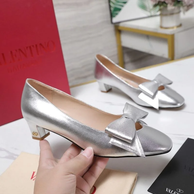 Valentino Heeled Shoes TimelessDesign 37137