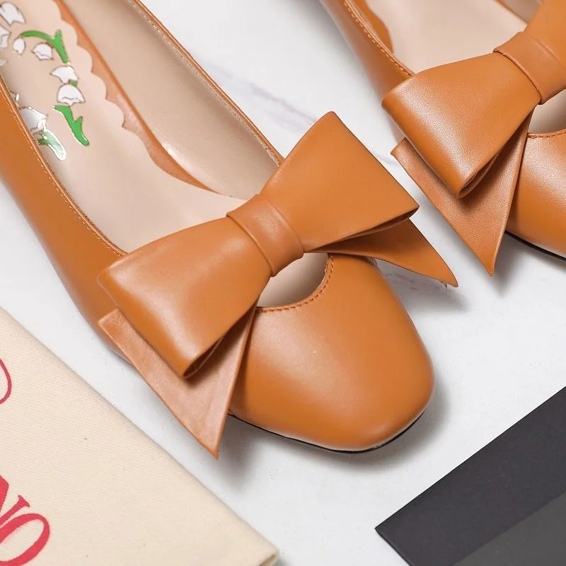 Valentino Heeled Shoes Classic 37136