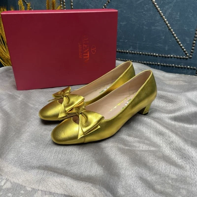 Valentino Heeled Shoes Unique 37117
