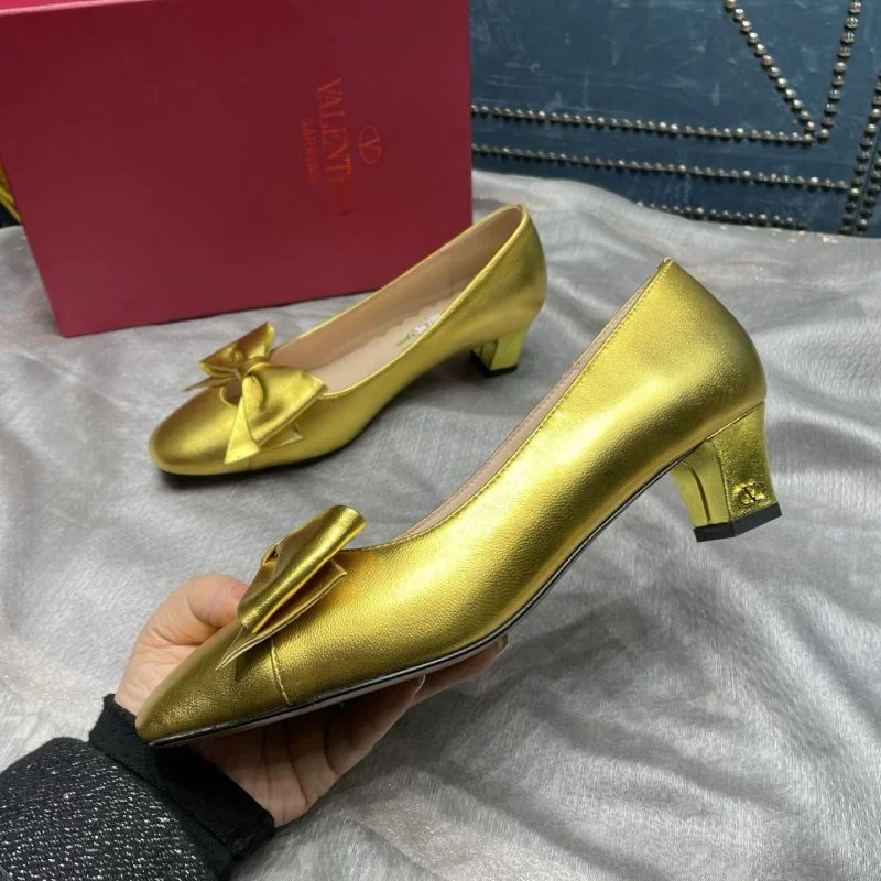 Valentino Heeled Shoes Unique 37117
