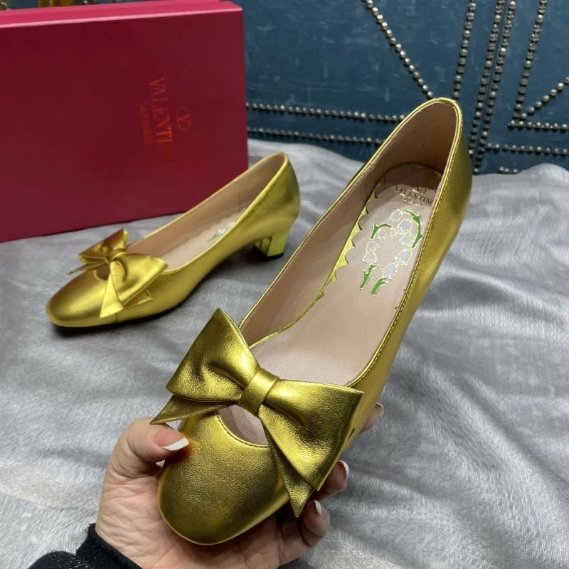 Valentino Heeled Shoes Unique 37117