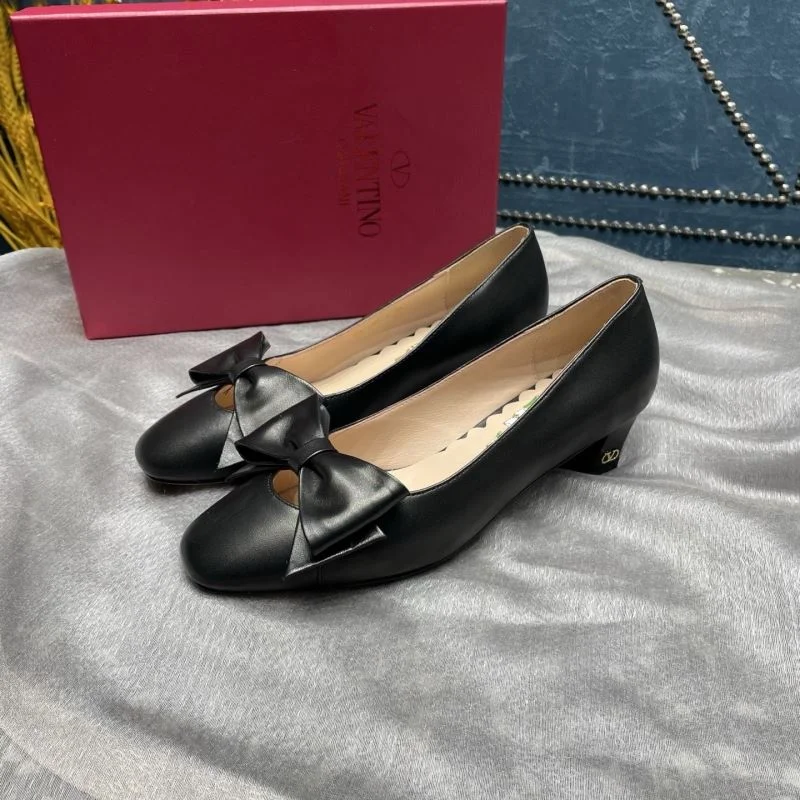 Neat Valentino Heeled Shoes 37118
