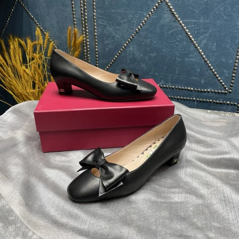 Neat Valentino Heeled Shoes 37118