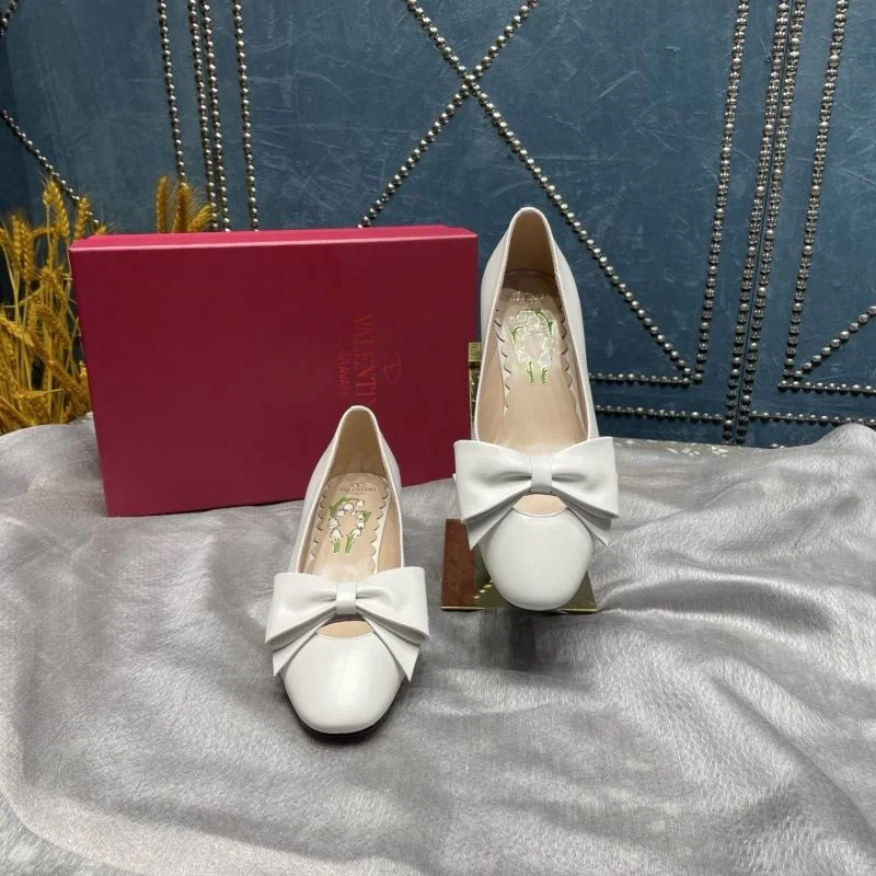 Sleek Valentino Heeled Shoes 37116