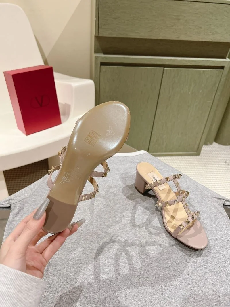 Soft Valentino Heeled Shoes 37129