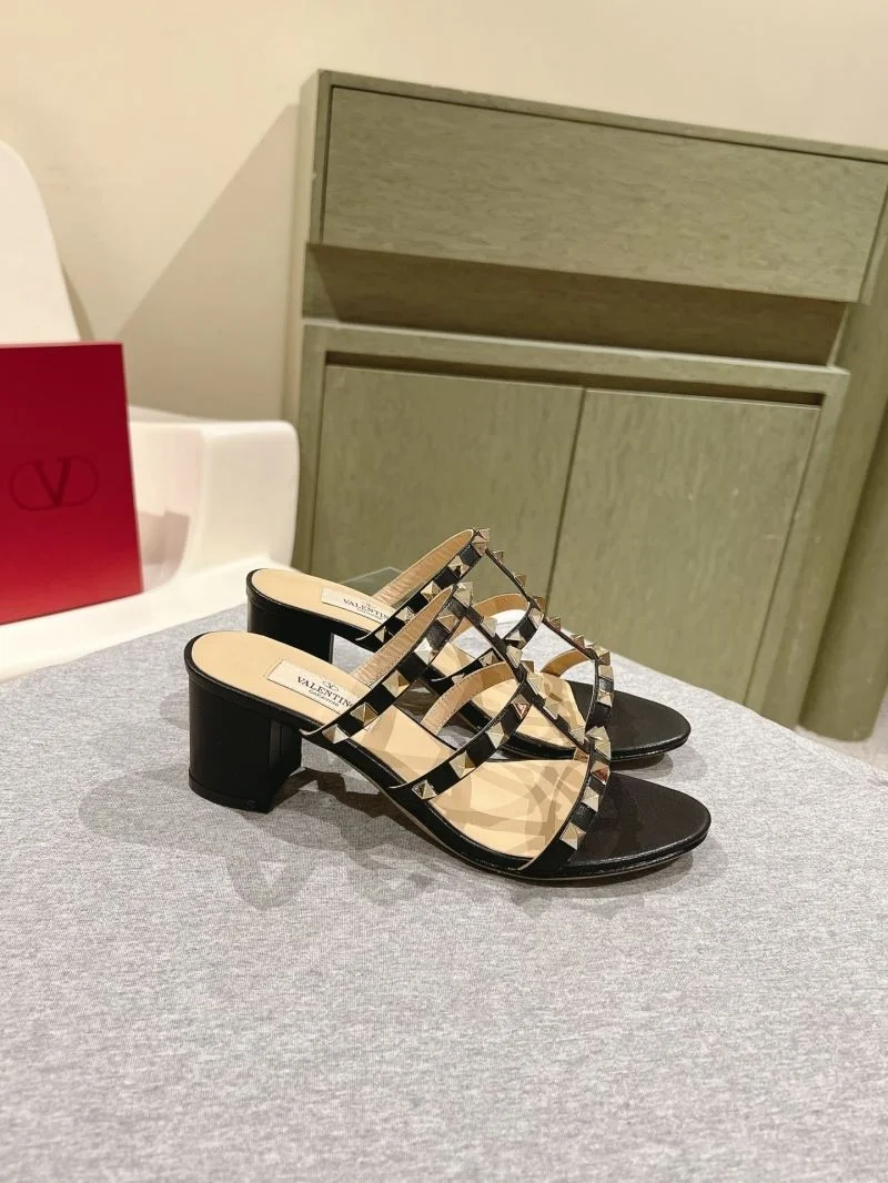 Valentino Heeled Shoes Sophisticated 37108