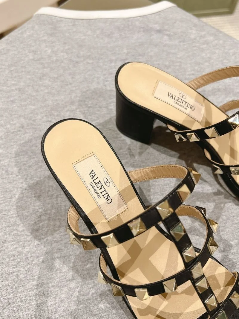 Valentino Heeled Shoes Sophisticated 37108