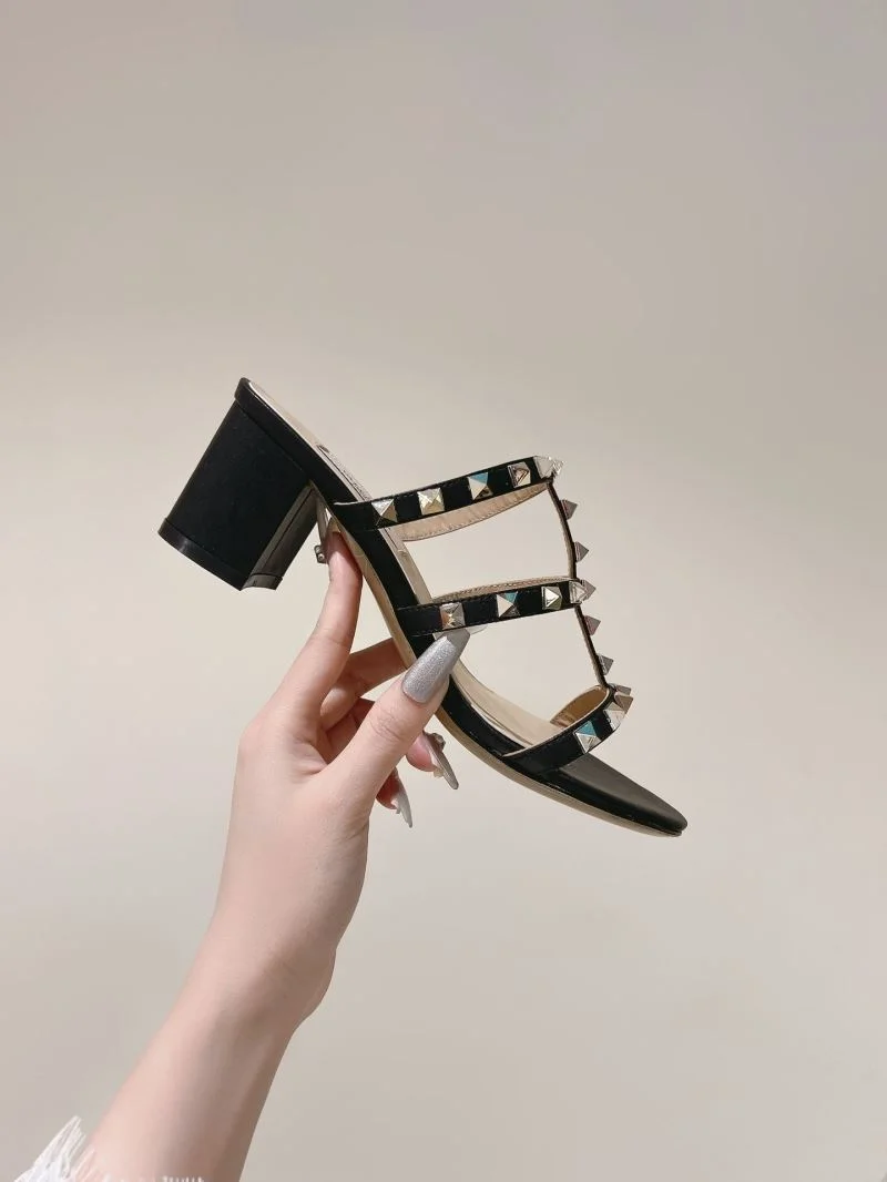 Valentino Heeled Shoes Sophisticated 37108