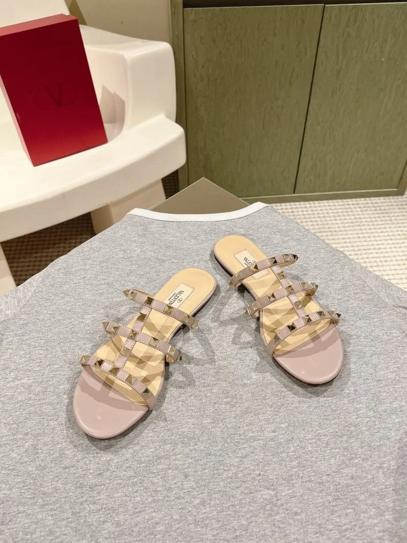 HighPerformance Valentino Heeled Shoes 37115