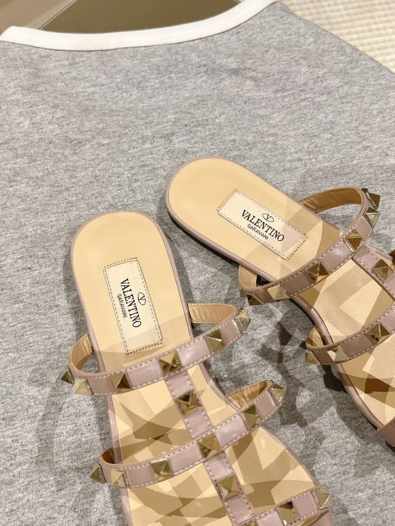 HighPerformance Valentino Heeled Shoes 37115