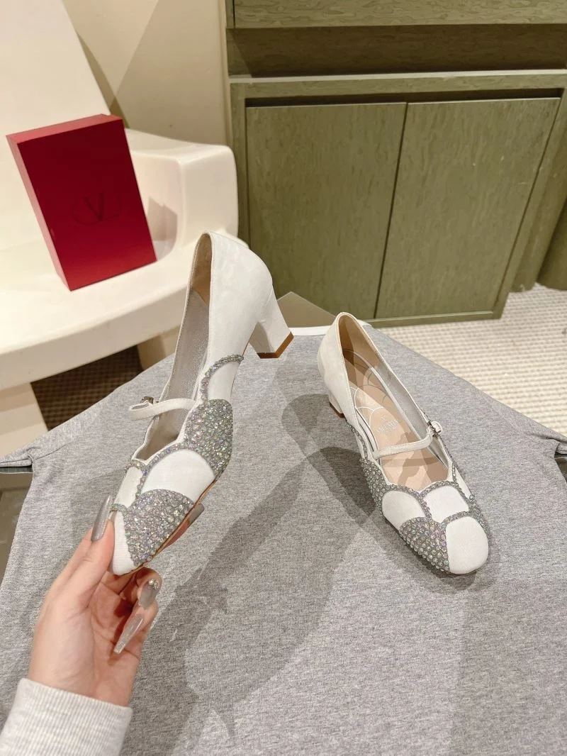 Valentino Heeled Shoes HighQuality 37105