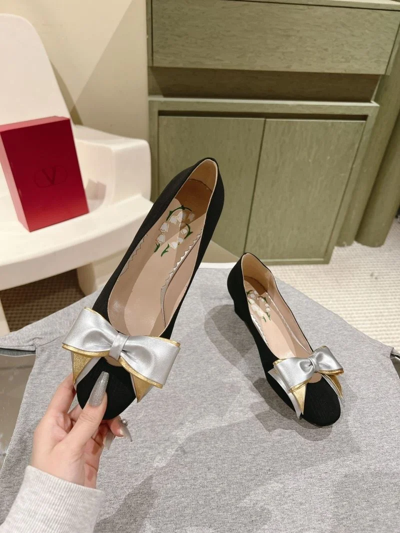 Valentino Heeled Shoes Comfortable 37102
