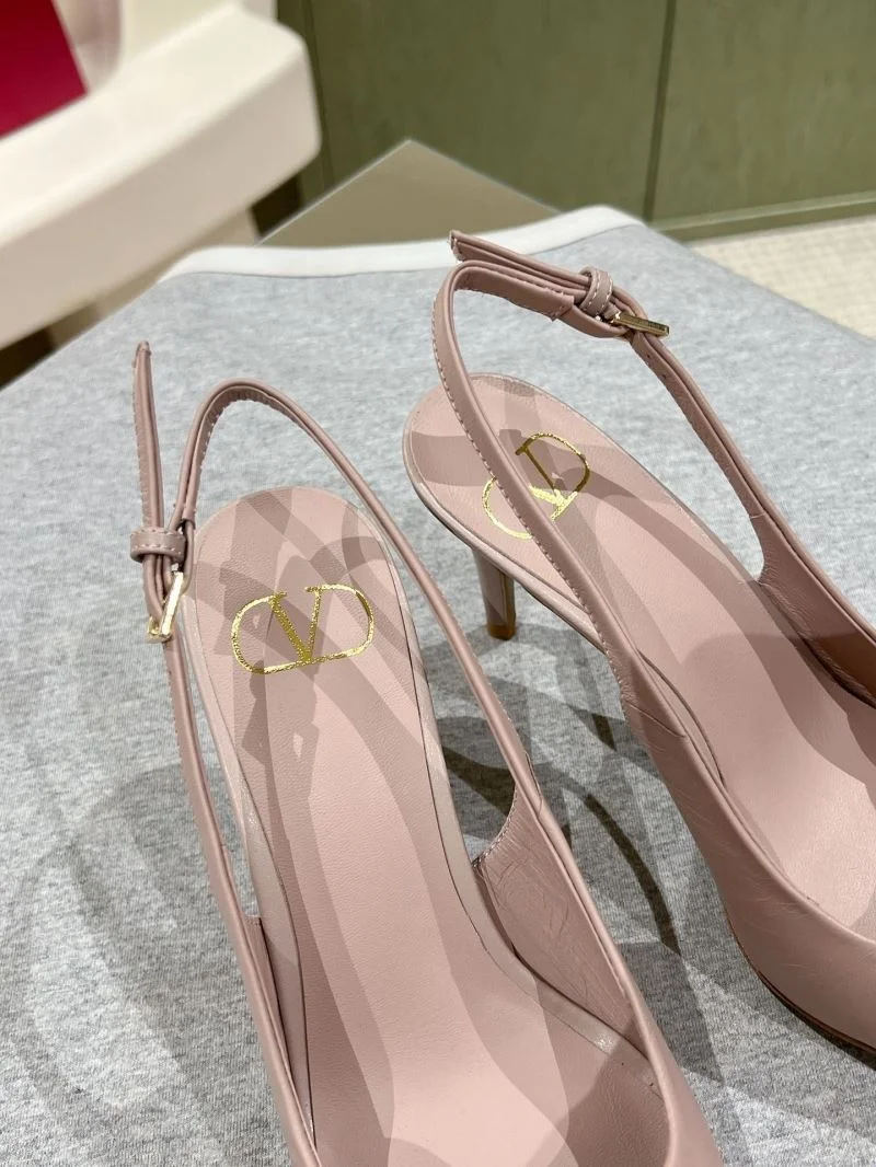 Valentino Heeled Shoes Unique 37089