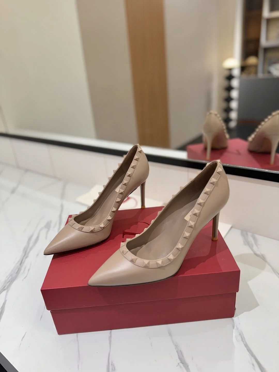 FlexibleFit Valentino Heeled Shoes 36218