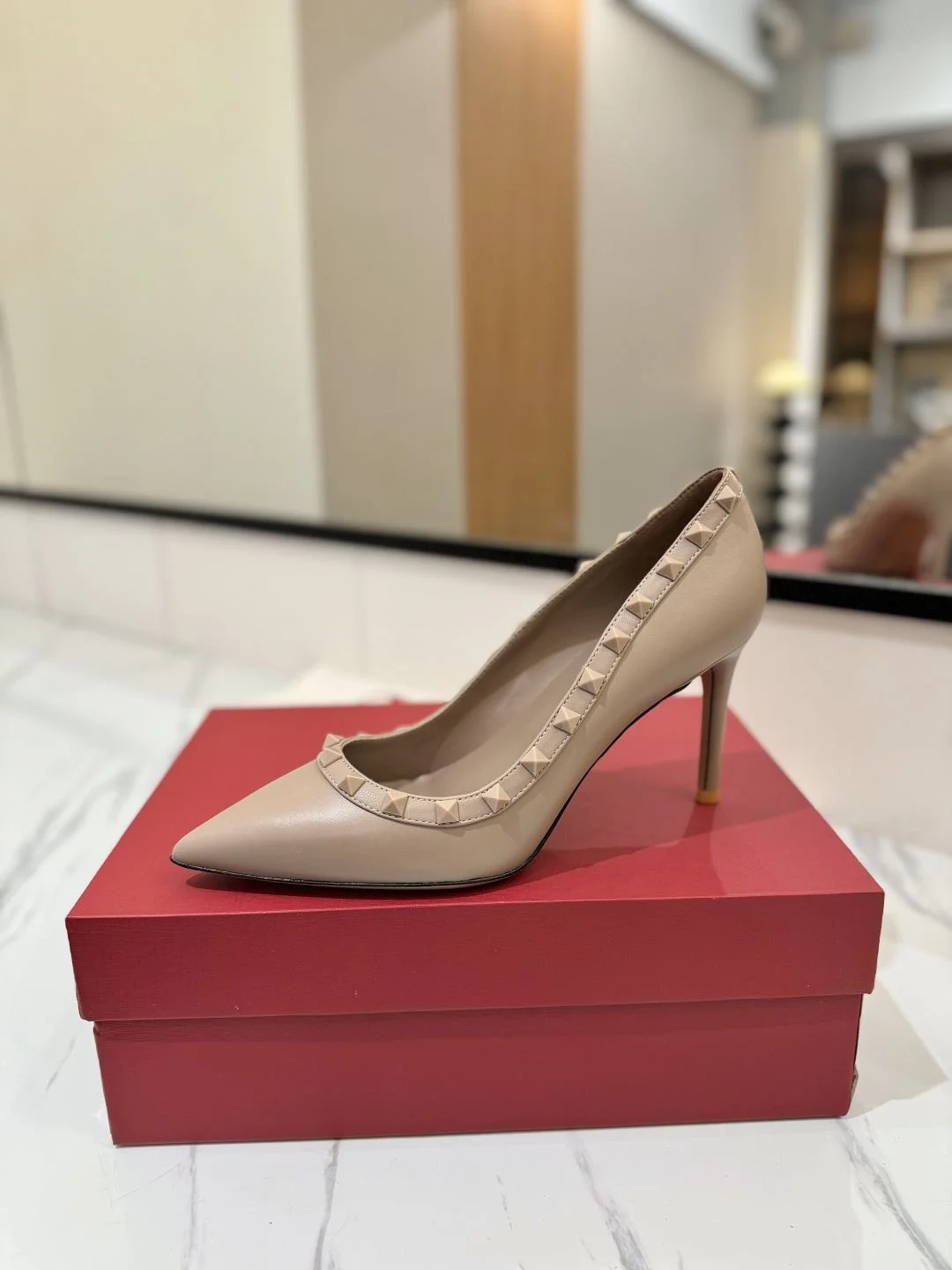 FlexibleFit Valentino Heeled Shoes 36218