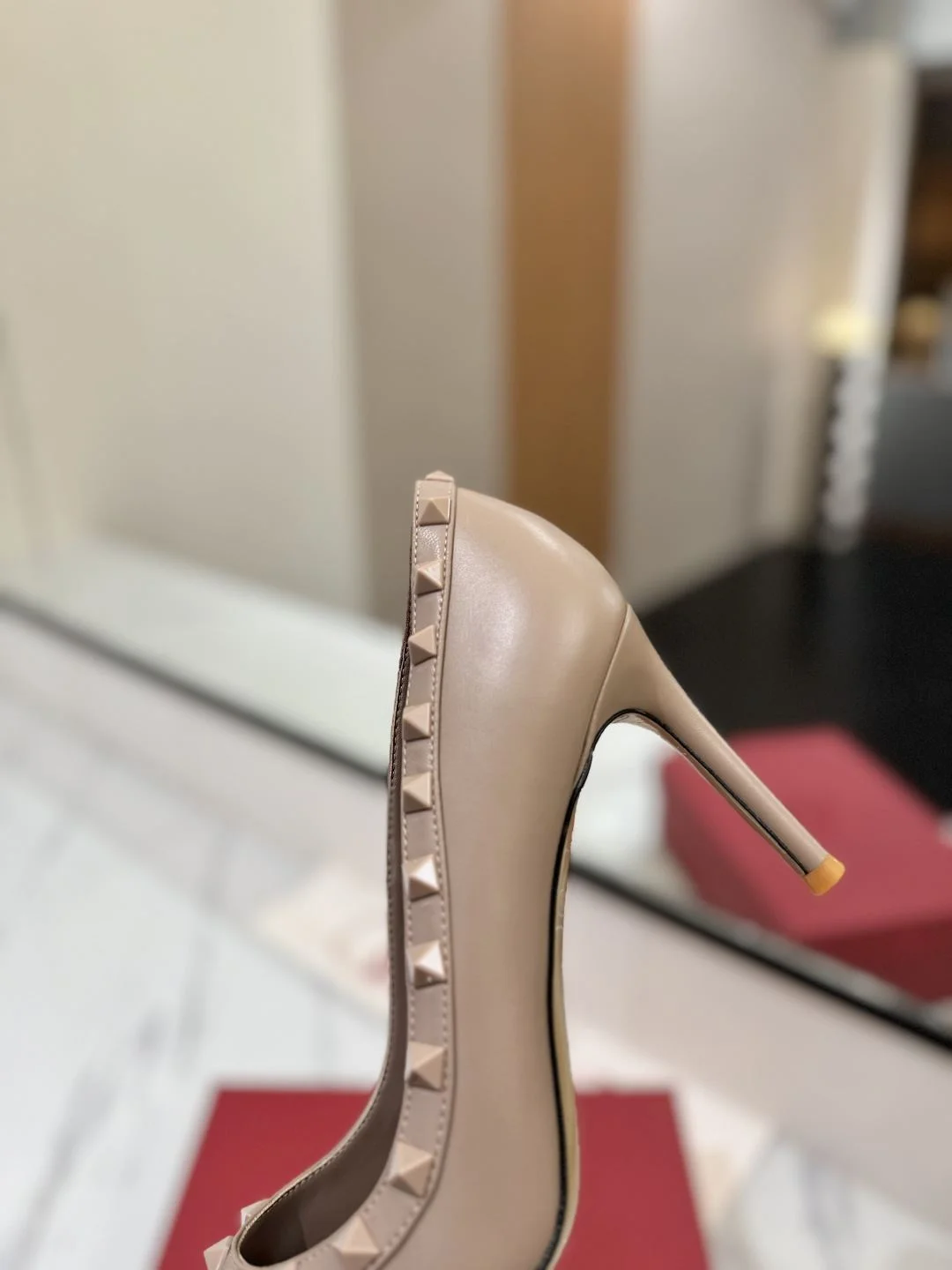 FlexibleFit Valentino Heeled Shoes 36218