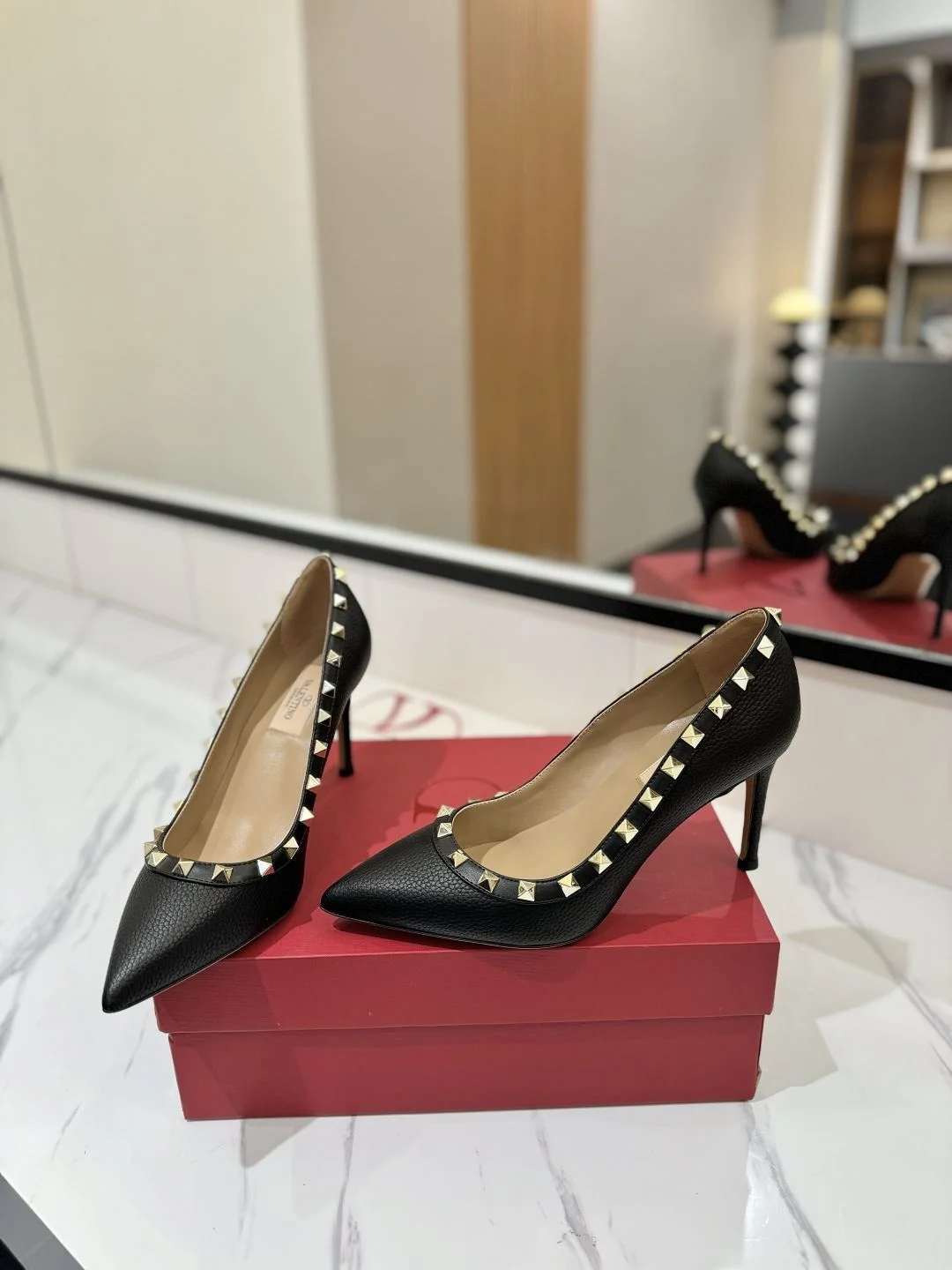 Original Valentino Heeled Shoes 36215