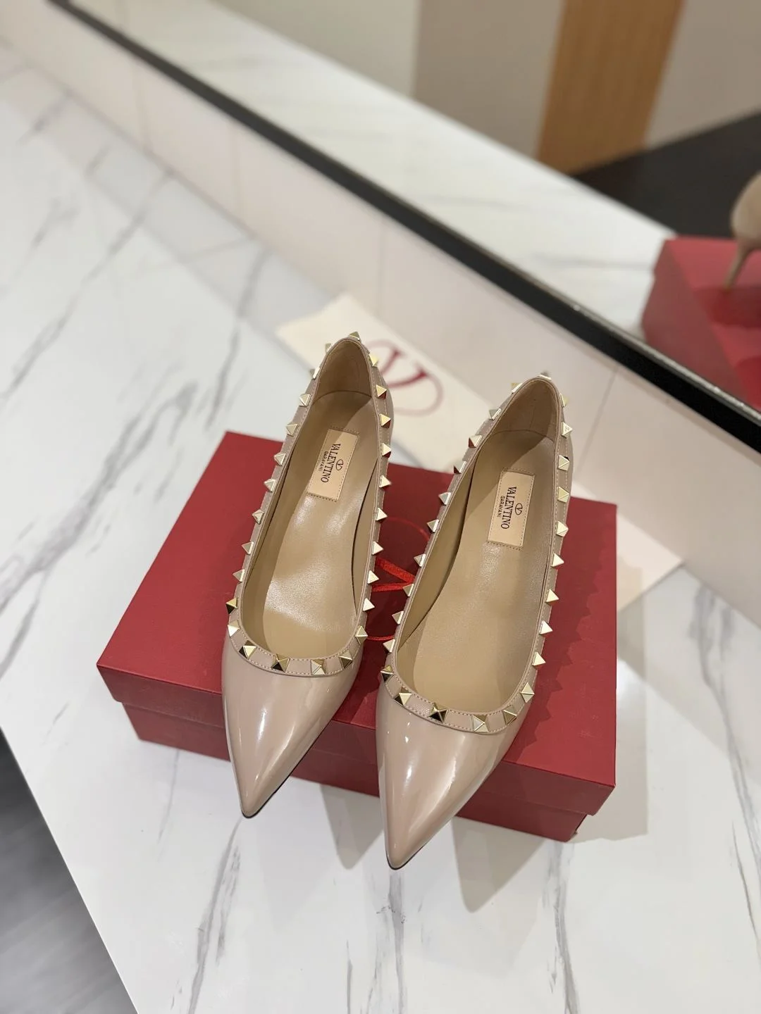 Bright Valentino Heeled Shoes 36204