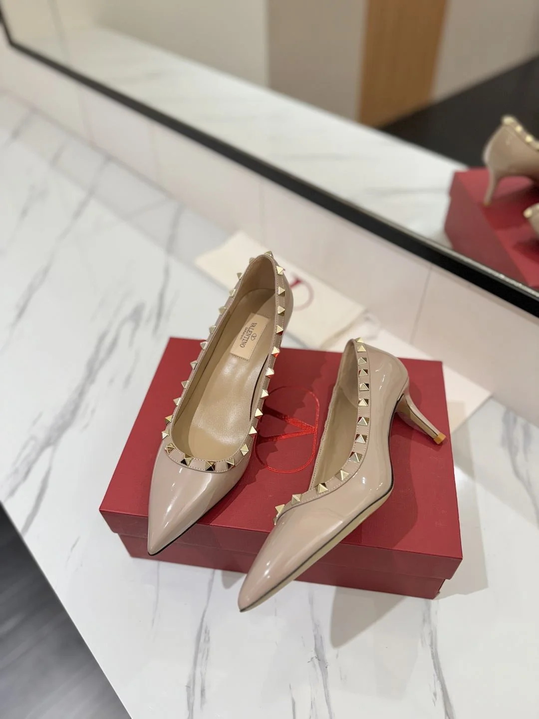 Bright Valentino Heeled Shoes 36204