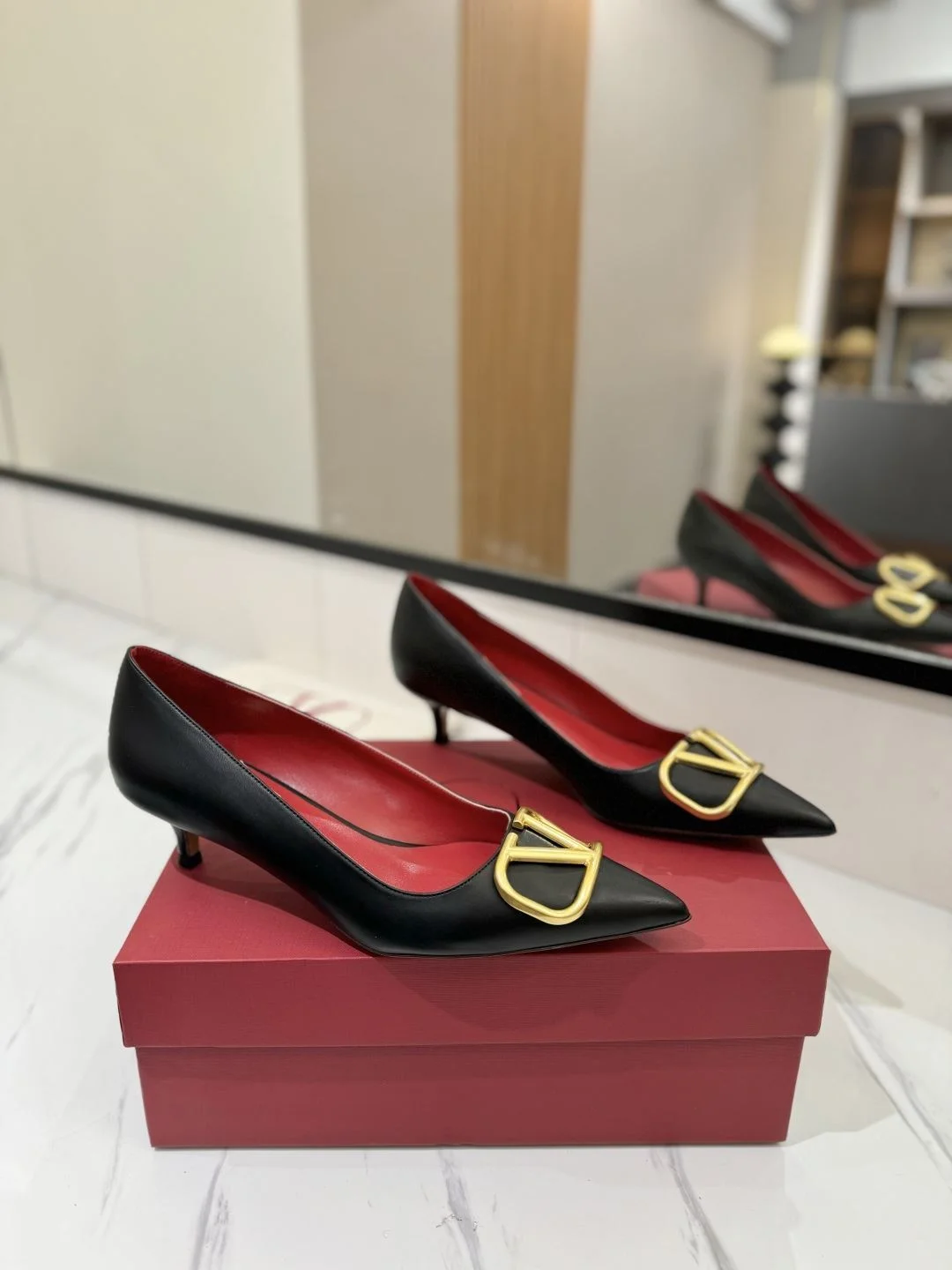 Valentino Heeled Shoes Efficient 36207