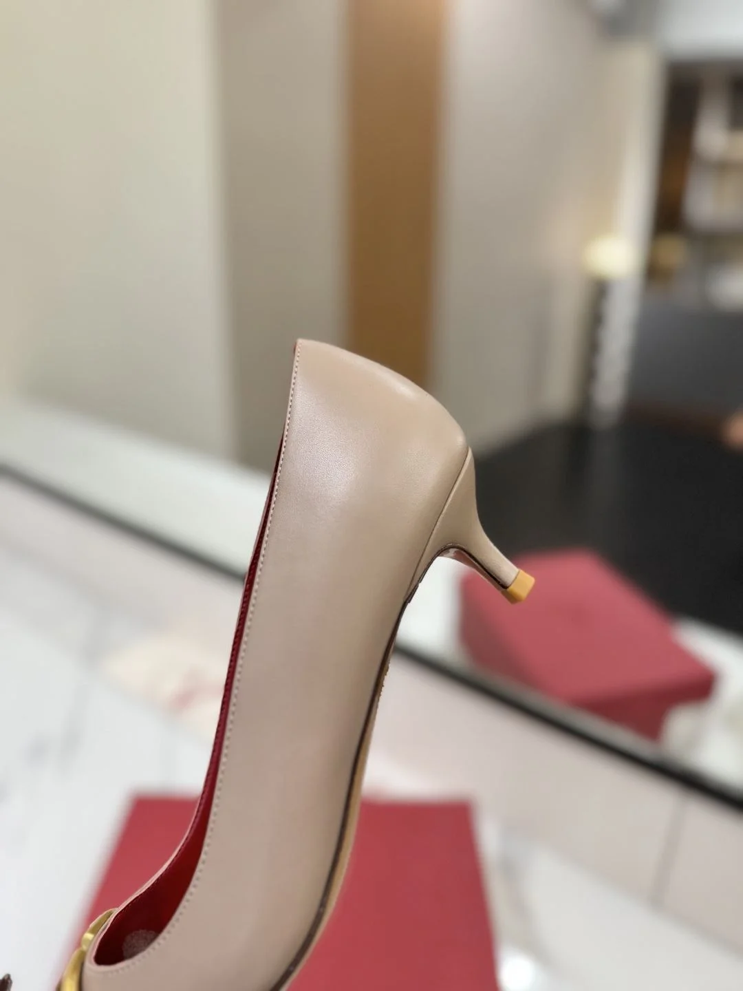 Valentino Heeled Shoes FastDry 36191