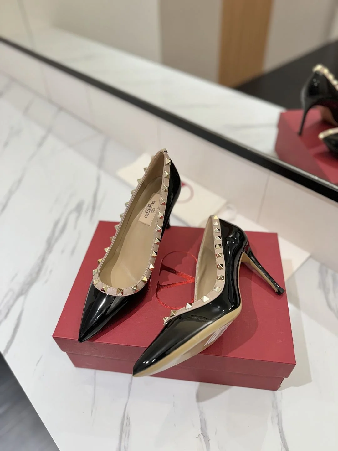 Neat Valentino Heeled Shoes 36194