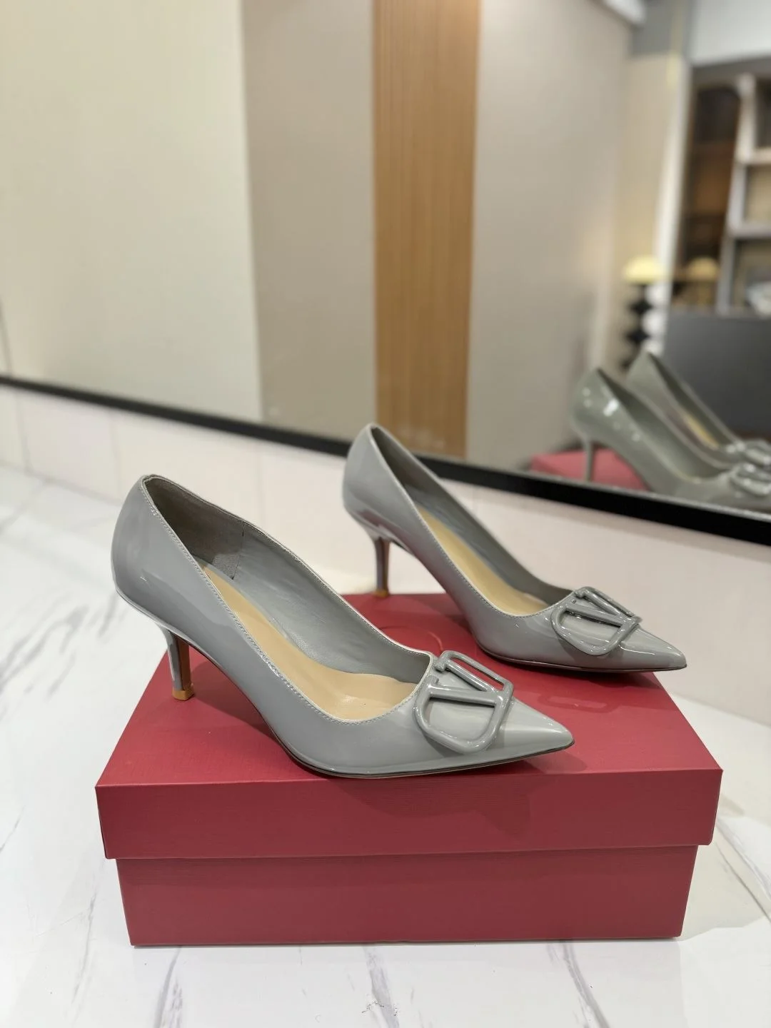 Effortless Valentino Heeled Shoes 36196