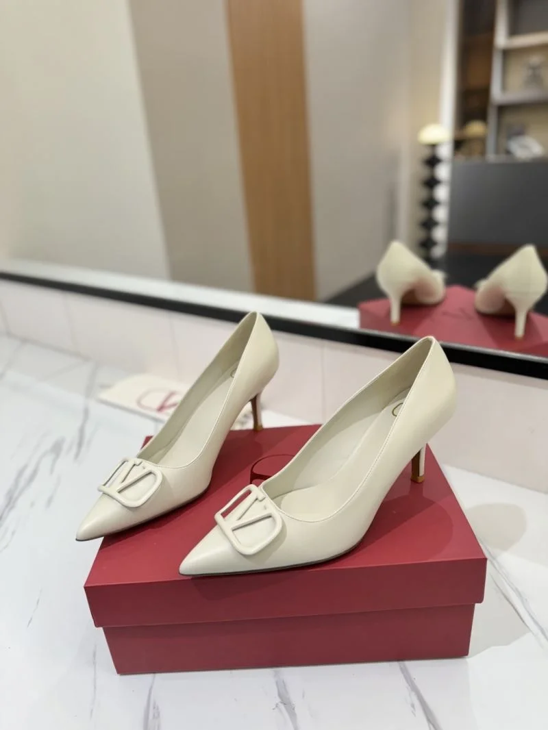 Flexible Valentino Heeled Shoes 36188