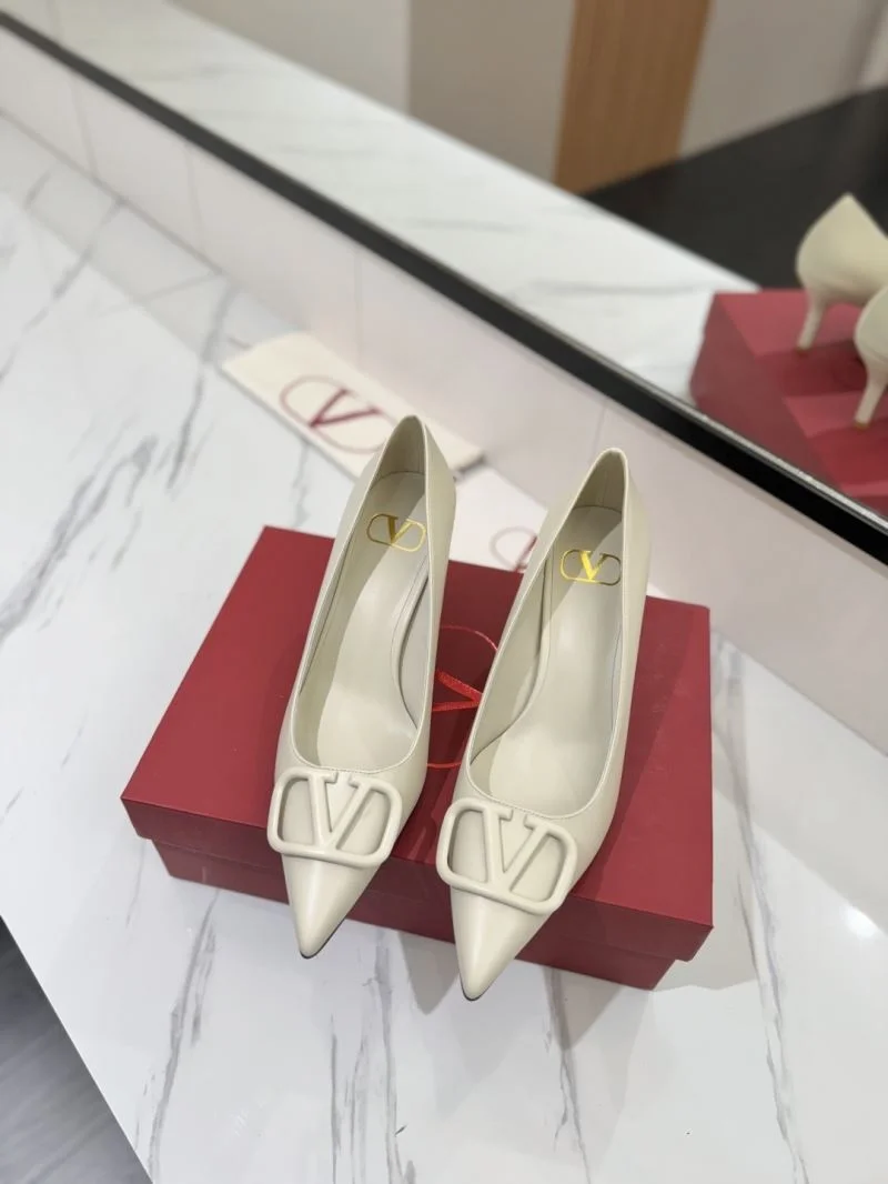 Flexible Valentino Heeled Shoes 36188