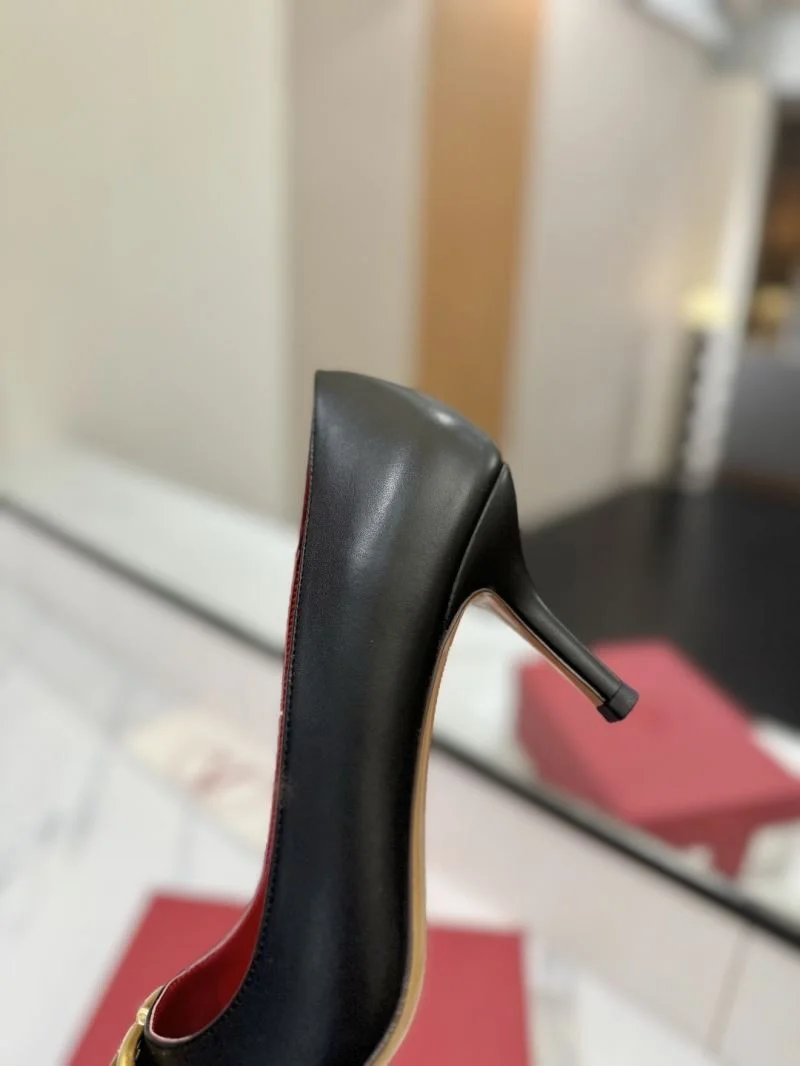 Valentino Heeled Shoes WellDesigned 36183