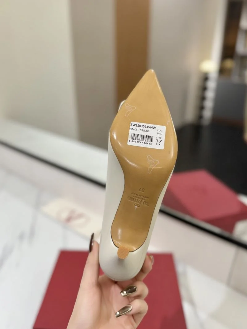 Casual Valentino Heeled Shoes 36186