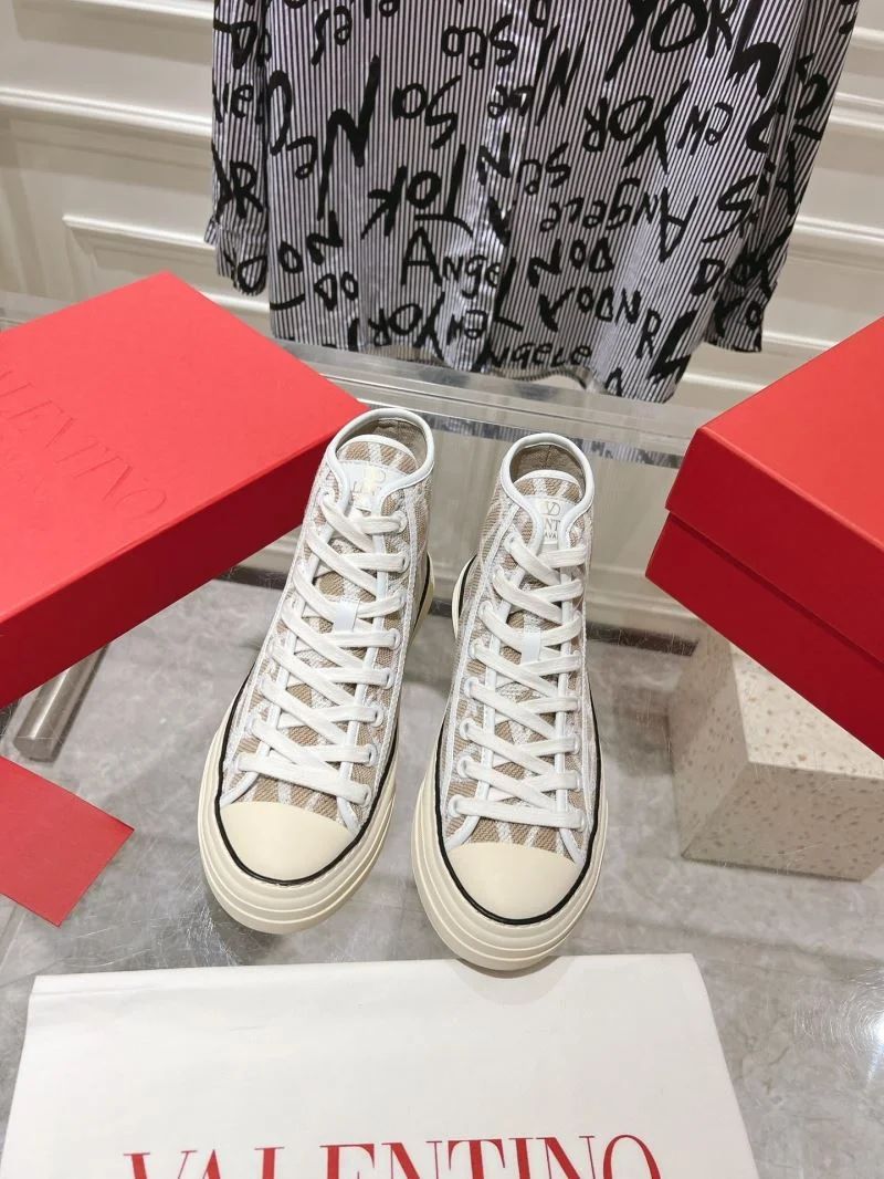 Chic Valentino High Shoes 36271
