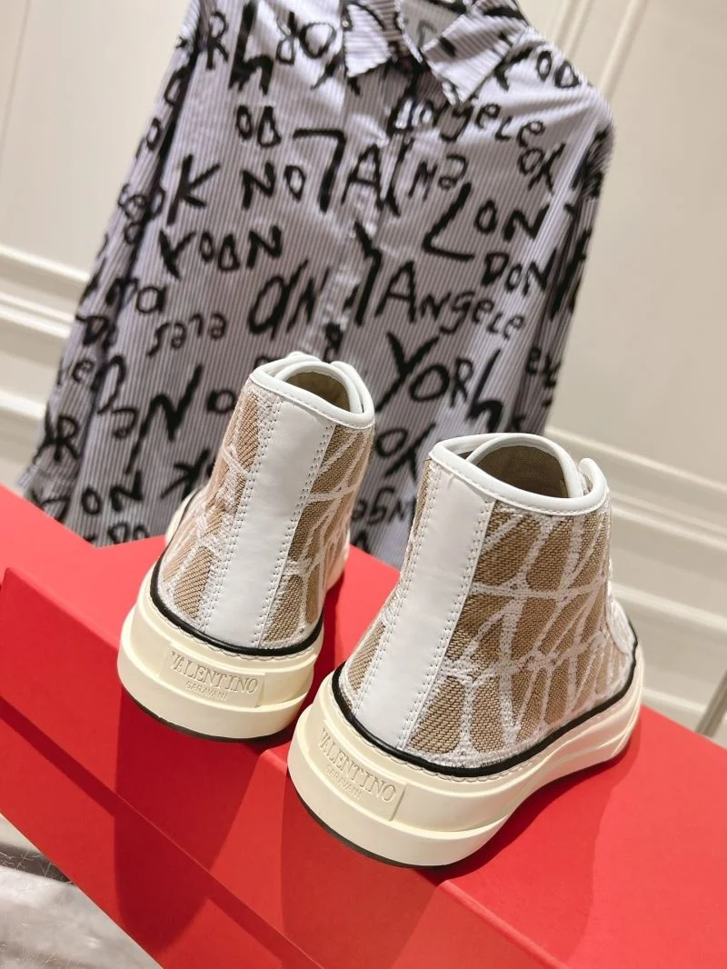Chic Valentino High Shoes 36271