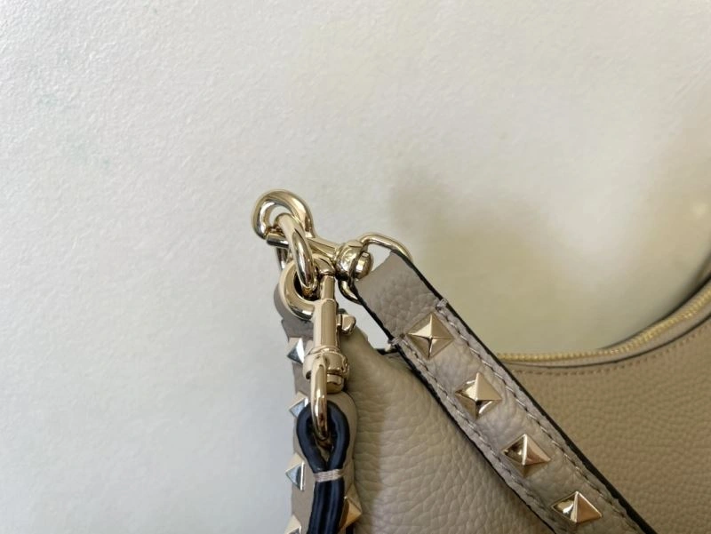 Tailored Valentino Hobo Bags 60026