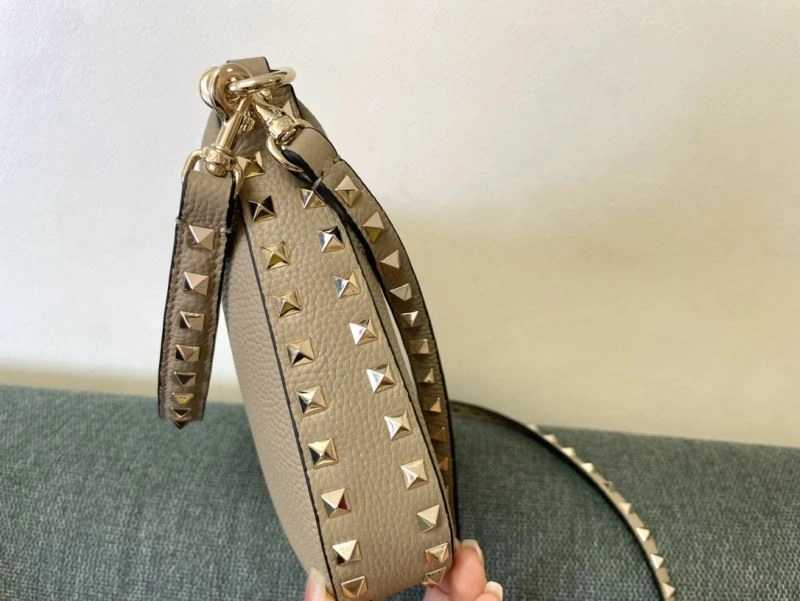 Tailored Valentino Hobo Bags 60026