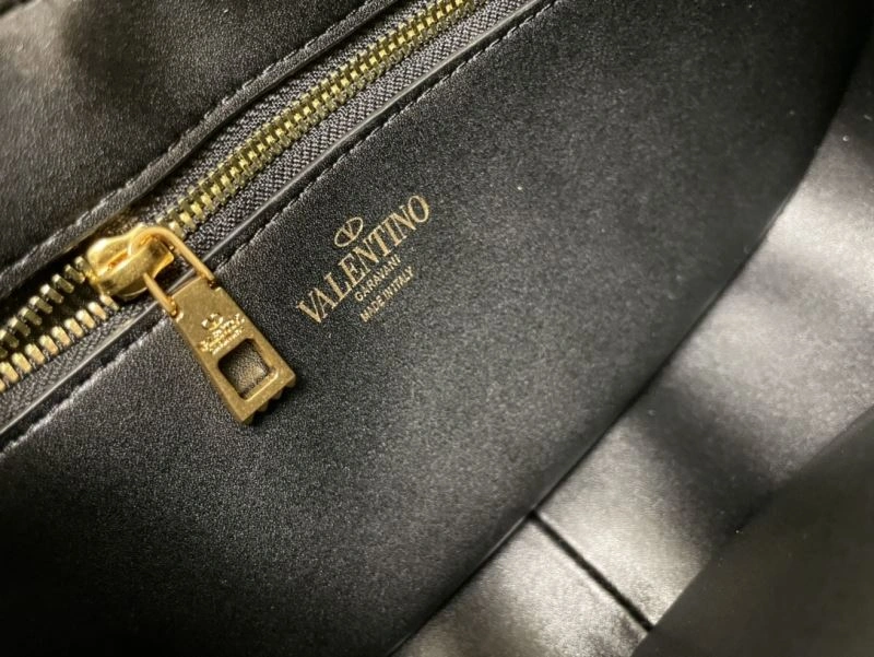Valentino Hobo Bags Comfortable 60020