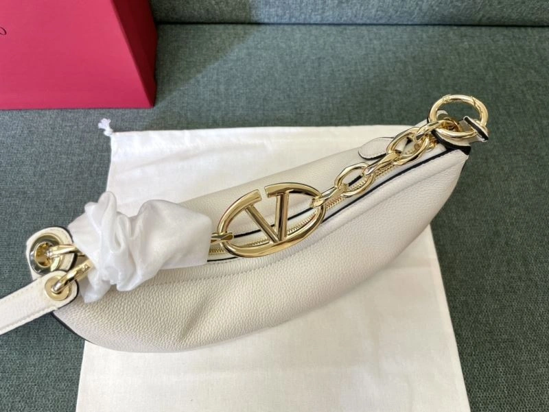 Resilient Valentino Hobo Bags 60067