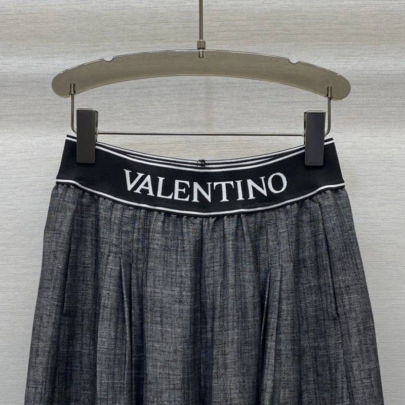 Valentino Jeans Attractive 174319