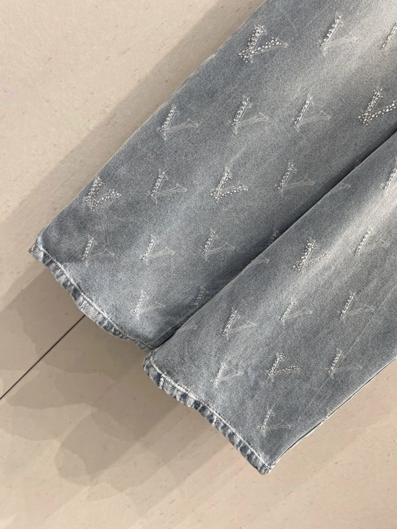 Cozy Valentino Jeans 174212