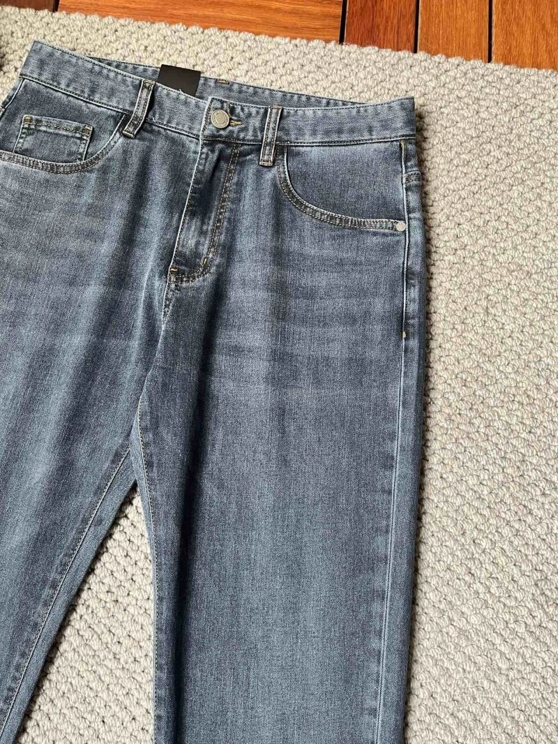 Valentino Jeans Lightweight 174856