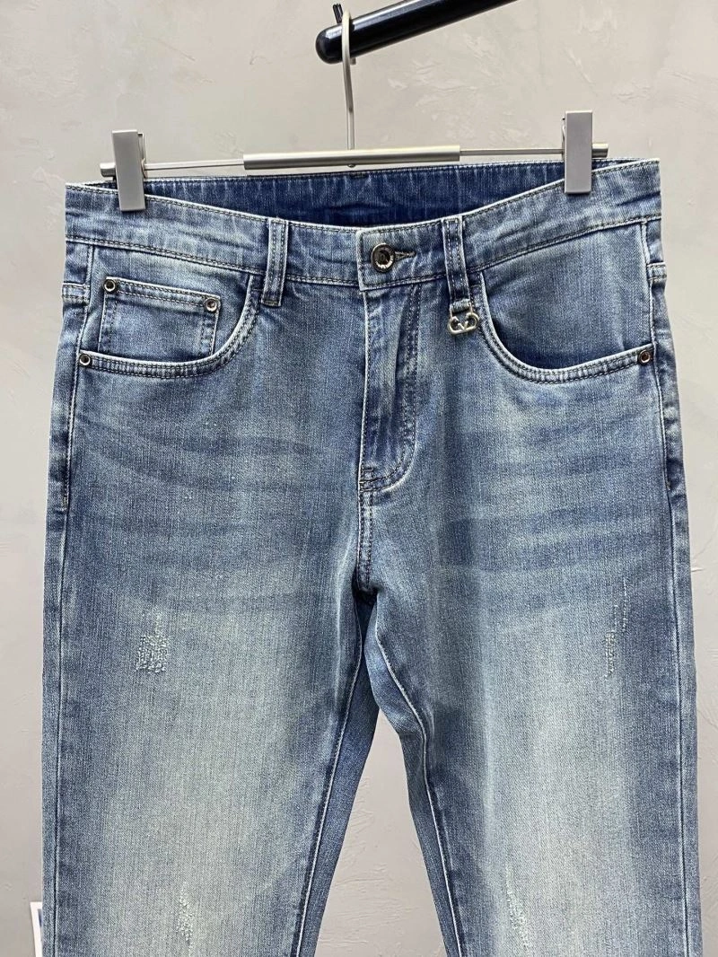 Modern Valentino Jeans 174853