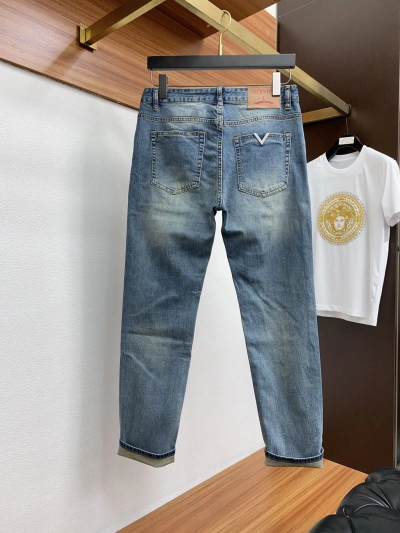 Valentino Jeans Lightweight 174876