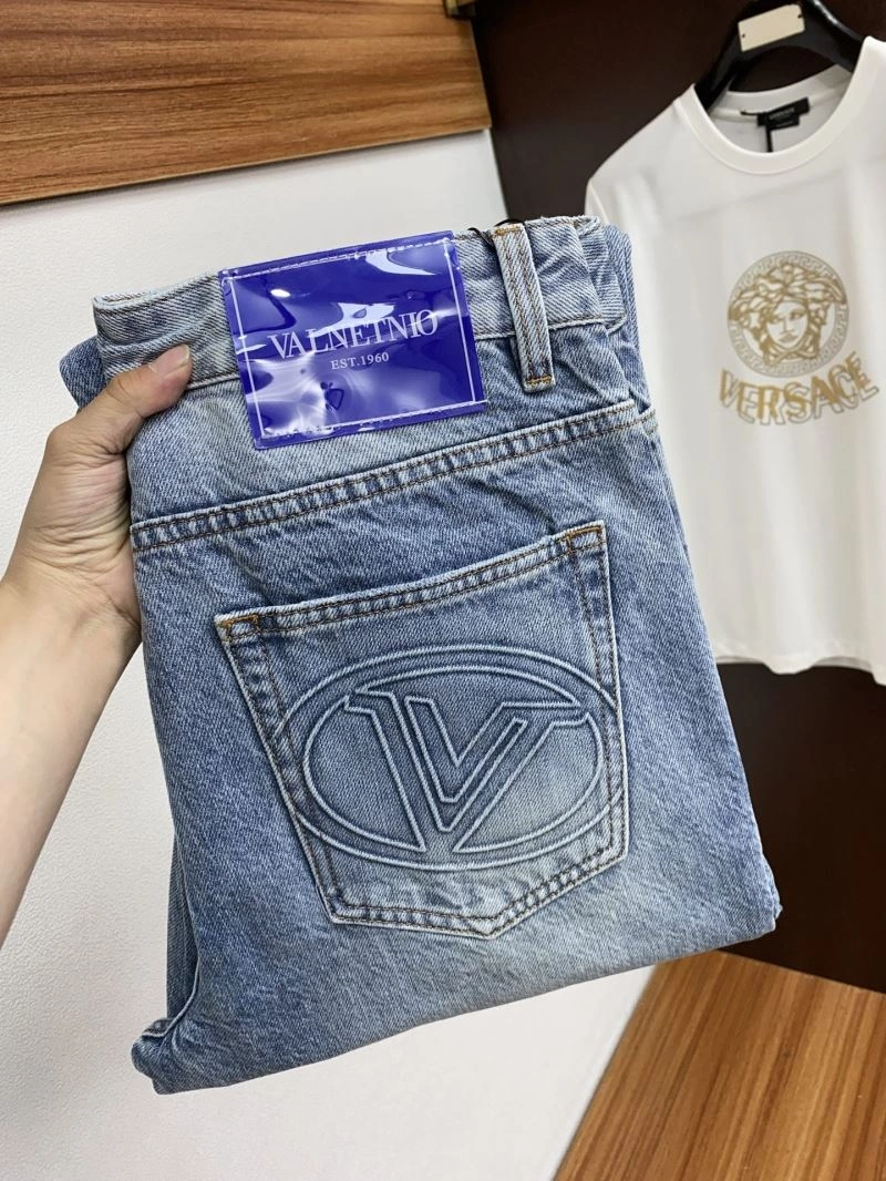 Versatile Valentino Jeans 174845