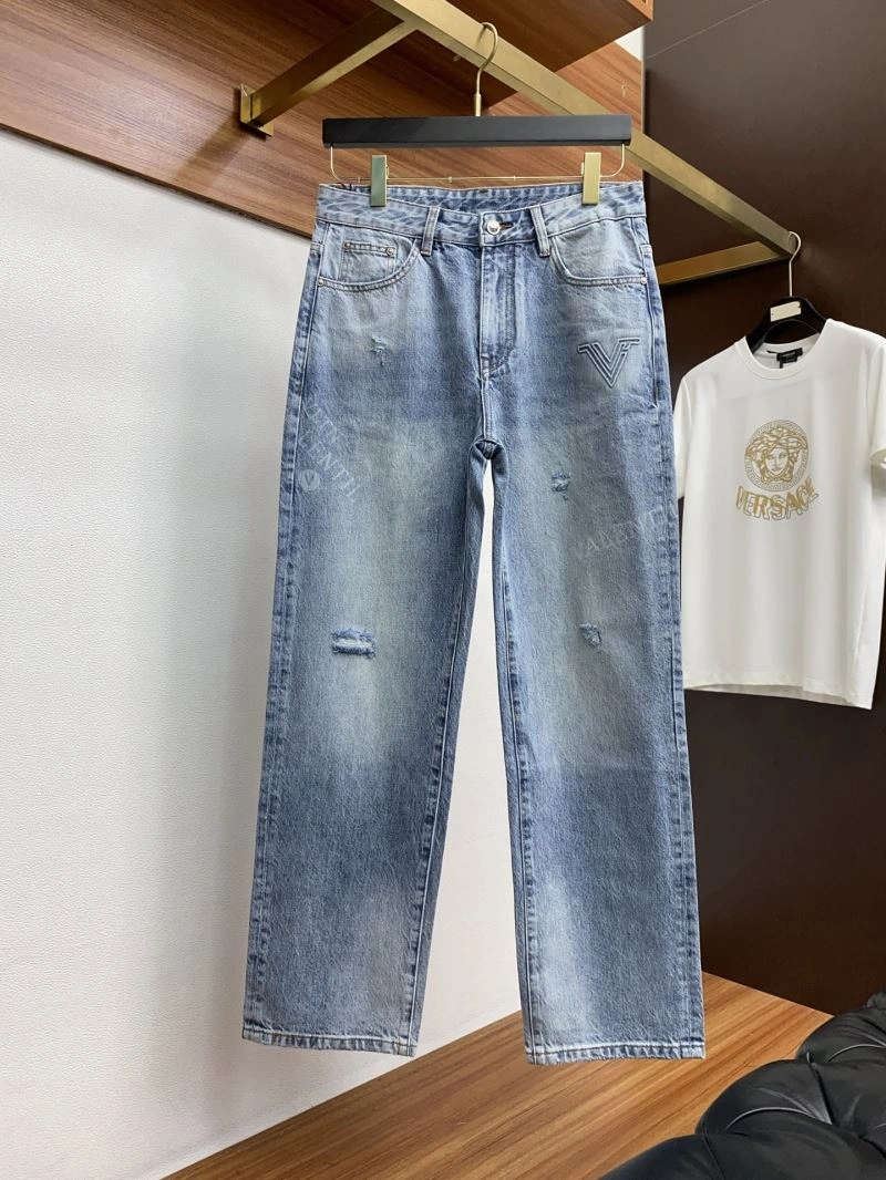 Versatile Valentino Jeans 174845