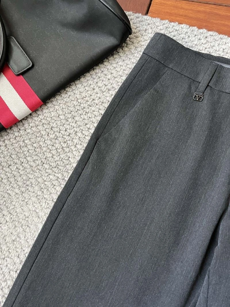 Valentino Long Pants Youthful 174838