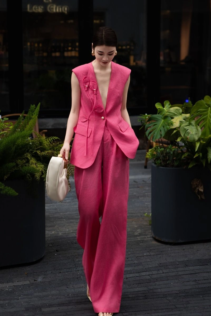 TechFriendly Valentino Long Suits 174631