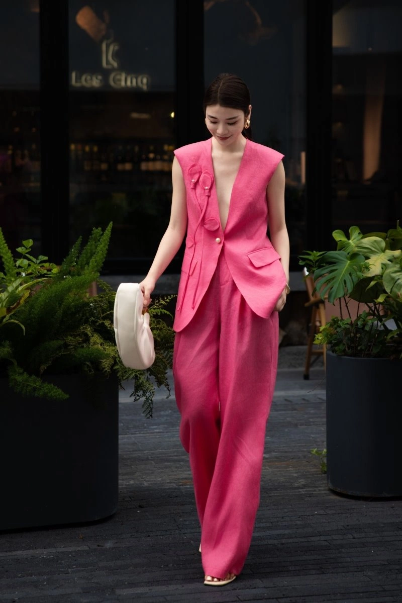 TechFriendly Valentino Long Suits 174631