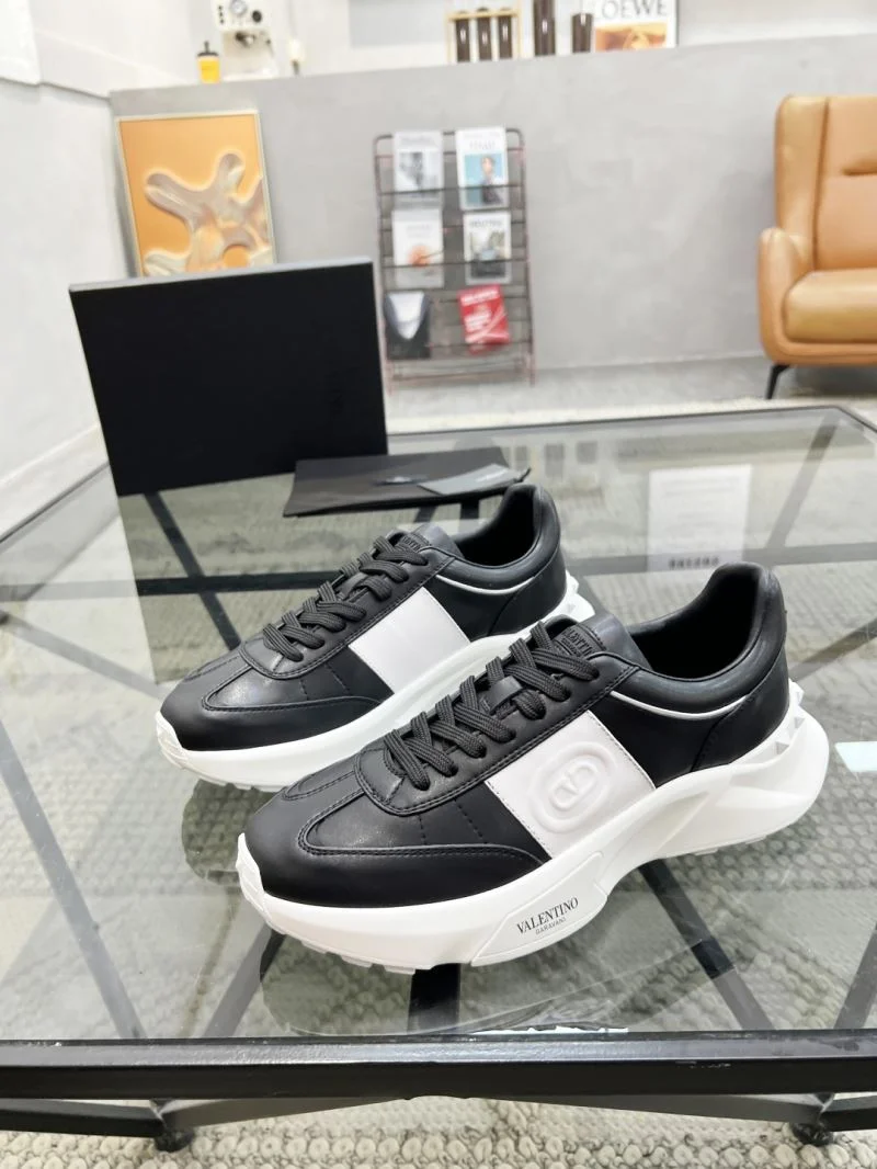 SunProtective Valentino Low Shoes 35869