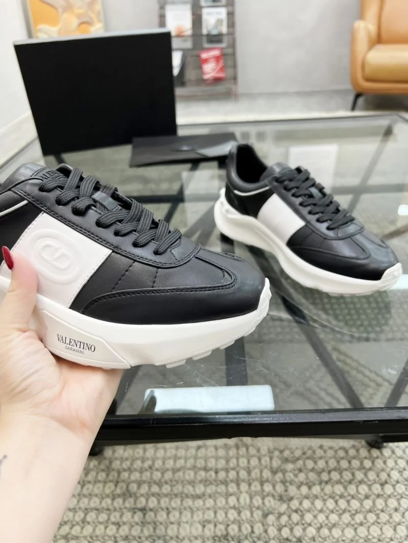SunProtective Valentino Low Shoes 35869