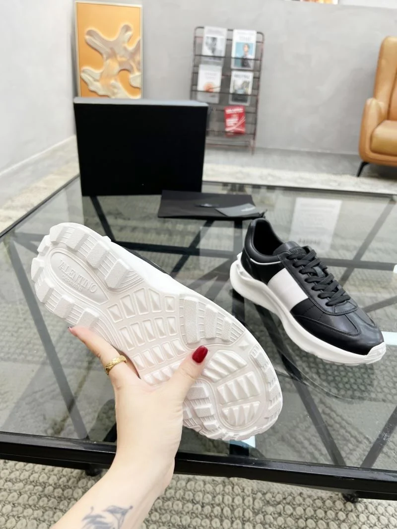 SunProtective Valentino Low Shoes 35869